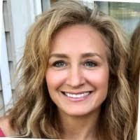 Kellie Fitzpatrick's Instagram, Twitter & Facebook