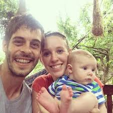 Jill is 12 weeks pregnant!! Will it be a boy or a girl, what do you think?