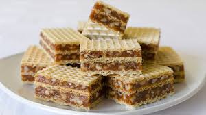 Rulada cu foi de napolitana si crema de cocos si caramel. Napolitane Cu Caramel Si Nuca Jamilacuisine Youtube