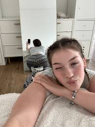 Kelly (@kelly.tylr) • Threads, Say more