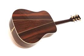 Encore une course à disputer, le classement général peut encore évoluer avec cette ultime régate. Gebrauchte Martin D 35 Baujahr 1971 Verkauft Stoll Gitarrenbau