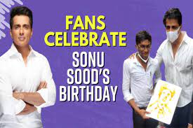 On the special occasion, here is a compilation of five times when fans paid hearty tributes to the simmba star for his philanthropic work. Pl 5p7kdwv62hm