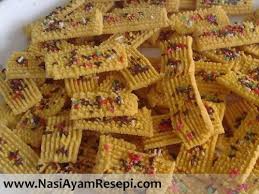 Sementara anak anak masih bercuti, saya memasak kuih sagu sebagai sarapan. Resipi Biskut Semperit Susu Resepi Bergambar