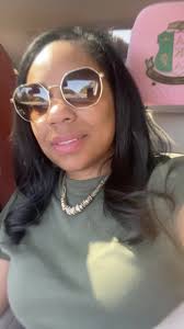 Rolling with my sister @Lady LJ♌️ great vibes. #sisters#bestfriends  #mommasgirls #thisjusthowweroll 🤞🏽