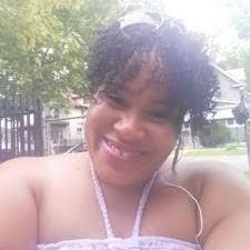 Mia Coulter's Instagram, Twitter & Facebook