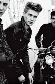 Rock N Roll Frisuren Manner Rockabilly Frisuren Manner Rockabilly Frisur Mannerhaare