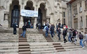 Facultatea este acreditată de aracis, membră a asociației europene pentru asigurarea calității în învățământul superior (enqa), diplomele obținute de absolvenți fiind recunoscute internațional. Universitatea DunÄrea De Jos Din GalaÅ£i Mai DeschisÄ Ca NiciodatÄ Pentru Viitorii StudenÅ£i