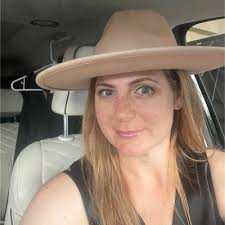 goodboyvodka #everypourhelpsapup #nowhiring