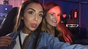 Darcie Bennett (@darciebennettxx)