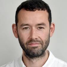 Robyn Kemp (@redkemp65)