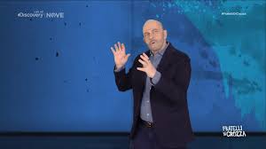 Dopo aver scherzato con sergio marchionne e don mazzi, entrambi tra il pubblico, il comico genovese ha parlato. U3fszpllcn00am