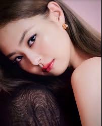 Jennie جيني In 2021 Lalisa Manoban Nose Ring Pearl Earrings