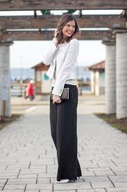 Black And White Outfit With Red Lipstick Nye Attire Palazzo Pants Work Wear Sequins And Blazer Black And White Red Lipstick Chri Christmas Party Outfits Christmas Party Outfit Work Outfits