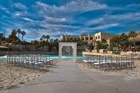 Beach Weddings Are Indeed Possible At Mandalay Bay Beach Las Vegas Weddings Vegas Wedding Las Vegas Wedding Venue