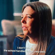 don't y'all think it's funny that at the beginning of the documentary  netflix was really letting kendra talk like she didn't have NOTHINGGG to do  with it??😑 #unknownnumber #netflix #thehighschoolcatfish #netflixseries  #familydrama #