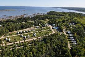 Camping Union Annie Campings Metis Sur Mer Hebergement Camping Resort Colorado Springs Camping Camping New Zealand