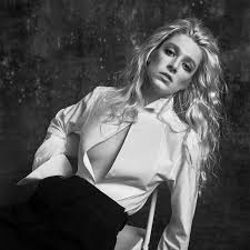 Schafer ürünleri, schafer modelleri ve cazip fiyatları, schafer kampanyaları, aynı gün kargo fırsatı ve en ucuz fiyatları ile gittigidiyor'da! Hunter Schafer Quotes In V Magazine S Spring 2020 Issue Popsugar Entertainment