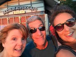 Brother-in-law Mark Lipman is here for the summer from New Zealand, and we  were joined by his sister Amy Lipman. Earlier in the evening while sitting 