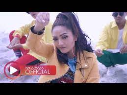 Lirik lagi syantik oleh siti badriah. Siti Badriah Lagi Syantik Lyrics Genius Lyrics