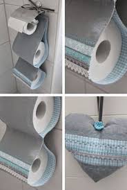 Dass Ich Hier Mal Fotos Von Wc Rollen Und Unserem Badezimmer Zeigen Wurde Hatte Ich Ja Nicht Gedacht Toilettenpapier Aufbewahrung Nahen Toilettenrollenhalter