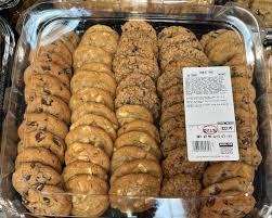 60 ct cookie trays are back at Costco! I don't think I've seen these since  2019. These platters are now $22.99