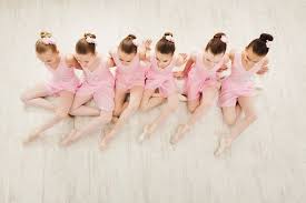 Little Girls Dancing Ballet In Studio Little Girl Dancing Girl Dancing Ballet Beautiful