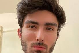 Levi Mathis's Instagram, Twitter & Facebook