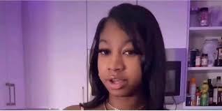 Who else? 😆😆😆 And...don't touch my plate cuz you might lose a hand!