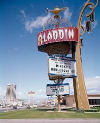 Изучите релизы лейбла aladdin hotel & casino, las vegas. Vintage Las Vegas Aladdin 1969 The First Of Their Two Giant Signs And Two Magic Lamps Was Created In 66 By The Team At Yesco Photo H Armstrong Roberts Collection Facebook