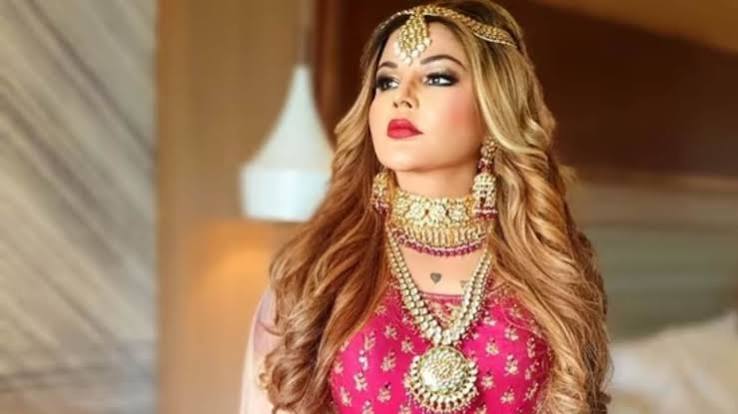 This Actress Married Twice, Converted Into A Muslim, Now Wants To Marry A Pakistani