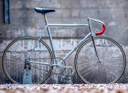 pista おしゃれまとめの人気アイデア pinterest ともあれ ヴィンテージ自転車 自転車 サイクリングアート