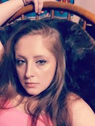 Clarissa Coffey's Instagram, Twitter & Facebook