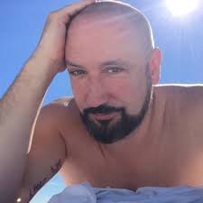 Anthony Hakan (@anthony_shiny)