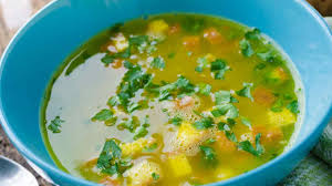 È una buonissima minestra in brodo. Ricetta Di Natale Zuppa Imperiale Il Piatto Tradizionale Delle Feste