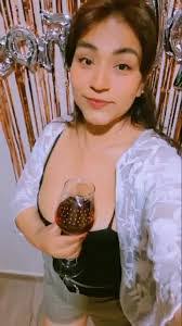 Gina Chevalier's Instagram, Twitter & Facebook