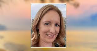 Amber Moreau's Instagram, Twitter & Facebook