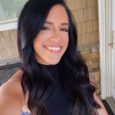 Brittany Navas's Instagram, Twitter & Facebook