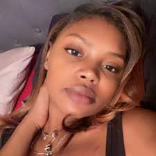 anyone wanna go christmas caroling we're singing A Milli by Lil Wayne