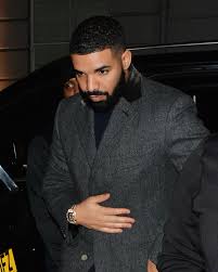 King freestyle (2020) drake and malkija teddy — succes (2020) drake and bryson tiller — outta time (anniversary 2020) Drake Wears A Million Dollar Outfit Of Brioni And Tom Ford Vogue