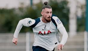 Radu Drăgușin, umilit la Tottenham. Românul a evoluat un singur minut în ultima etapă + Transferul la AS...