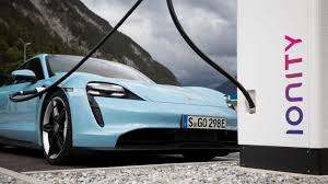 Porsche Taycan 2021 Updates Include More Tech More Speed Car Magazine