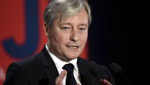 Le maire de Nancy, Laurent Hénart, dans le conseil stratégique de François  Fillon