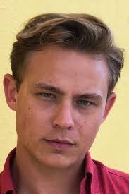 60 minut [Sixty Minutes] (2024): Obsazení, herci a tvůrci