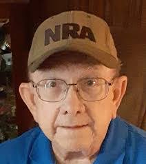 Earl Myers's Instagram, Twitter & Facebook