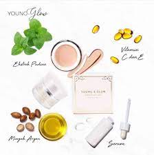 And as a bonus, you can easily touch up on the go with this portable, weightless, compact design! Young And Glow Foundation Community Facebook