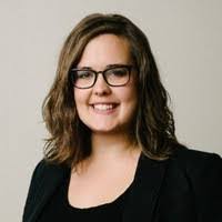 Liz Love's Instagram, Twitter & Facebook