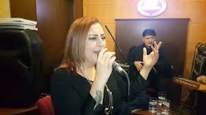 Yalan Gozlerin Sozleri Kalbimde Gizli Bir Sevgi Mi Arar Gozlerime Bakip Dalan Gozlerin Gozler Sarkilar Youtube