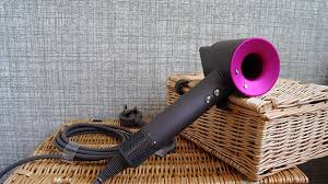 Three speed settings and four heat. Dyson Supersonic Review Trusted Reviews