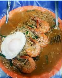 And of course, being a fried for rm5.80 a portion, it's pretty damn good. Nak Keluar Makan Malam Ni Jom Ke Gerai Haq Char Kuey Tiaw Berderet Udangnya Cer Rasa
