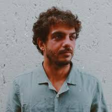 Ninguém quer ser atendido por bot! E o atendimento via bot do Whatsapp  precisa acabar. O sentido original era fazer o usuário ganhar tempo mas  isso se perdeu. Hoje, os bots basicamente